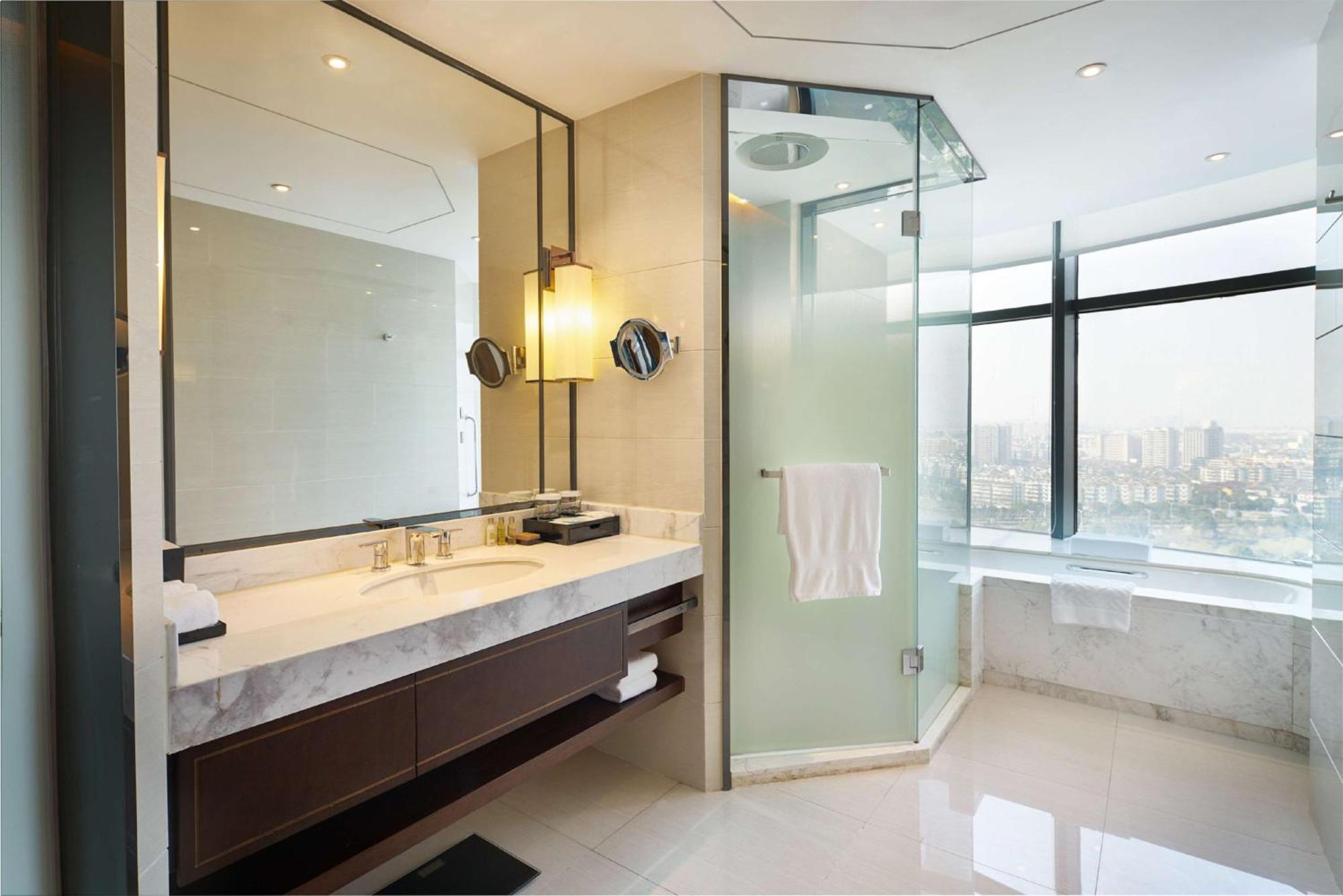 Doubletree By Hilton Ningbo Beilun Hotel Eksteriør billede